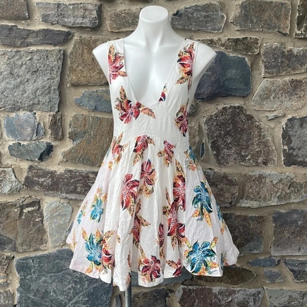 Free People NWT 'Thought I Was Dreamin' Strappy Floral Print Mini Dress Size L